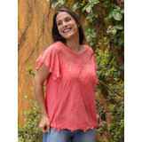 Blusa Feminina Detalhe Bordada