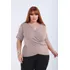 Blusa Plus Size Transpassada Manga Curta Decote V Elegante