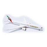 Boeing 787 10 Emirates