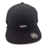 Bone Preto Black Bulls