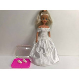 Boneca Susi Com Vestido