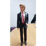 Boneco Ken Nicholas Escola