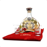 Cachaça Cabaré Extra Premium 700ml   Veludo E Laço Presente
