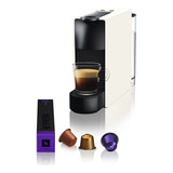Cafeteira Nespresso Essenza Mini
