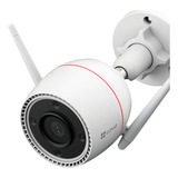 Câmera De Segurança Ezviz Outpro  c3tn 3mp  Com Resolução De 3mp E Visão Noturna Colorida