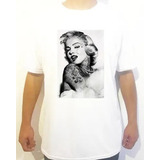 Camiseta Unissex Cantora Tatuada