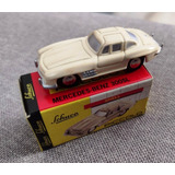 Carro Mercedes Benz 300