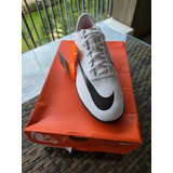 Chuteira Nike Mercurial Vapor