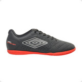 Chuteira Umbro Neo Striker