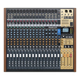Console Tascam Model 24