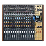 Console Tascam Model 24