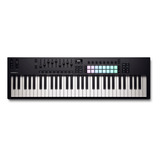 Controlador Novation Launchkey 61 Mk4 Usb Midi Keyboard Cor Preto