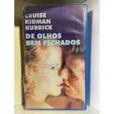 De Olhos Bem Fechados