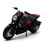 Ducati Diavel Carbon 1:18 Maisto