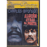 Dvd Alguem Atras Da