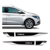 Emblema Lateral Onix 2013