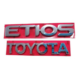 Emblema Letreiro Toyota Etios
