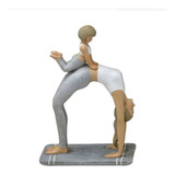 Escultura Mulher Yoga Com
