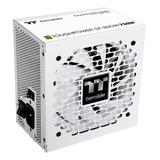 Fonte 750w Branco Toughpower