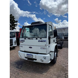 Ford Cargo 2422