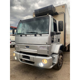 Ford Cargo 2428 2010