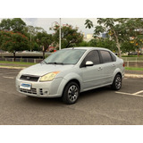 Ford Fiesta Sedan 1.6flex