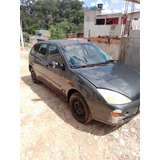 Ford Focus 1 8
