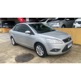 Ford Focus Sedan Glx