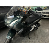 Honda Adventure 150 Moto