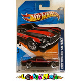 Hot Wheels Ford Mustang Fastback Street Beasts '11 #89 Preto