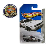 Hot Wheels T hunt 2013 Dodge