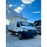 Iveco Daily 35s14 2018 Baú Carga Seca