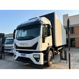 Iveco Tector 24300 Ano 2023 Baú De 9m Cabinado Financia 100 