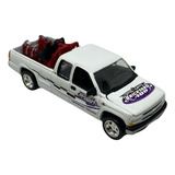 Johnny Lightning 2000 Chevy