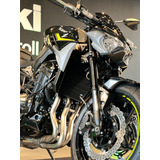 Kawasaki Z900 Preta 24