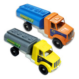 Kit 2 Caminhão De Brinquedo Tanque Pipa E Boiadeiro Menino