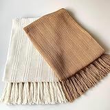 Kit 2 Mantas Para Sofá Caramelo Luxo E Cru 1 20x1 80m Decoração De Luxo E Proteção 100 Algodão