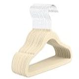 Kit 40 Cabides De Veludo Infantil 360 Antideslizante Para Roupas Camiseta Calça