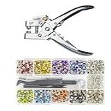 Kit 500 Peças Ilhós Coloridos Nº54 Com Aplicador Manual E Alicate 2 Em 1 NYBC Para Artesanato E Costura Ideal Para Profissionais E Hobbistas- Ele Possibilita Personalização