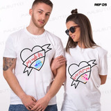 Kit Com Duas Camisetas Namorados Casal Por Onde Eu For Ref05