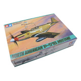 Kit De Modelo De Mustang P-51b Norte-americano Tamiya 61042