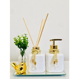 Kit Lavabo Banheiro Saboneteira Aromatizador C Bandeja Pet
