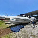 Lancha Phantom 300 