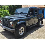 Land Rover Defender 110