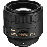 Lente Nikon 85mm F 1 8g