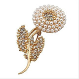 Lindo Broche Dourado Formato Flor Perolas Strass Luxo 6 Cm