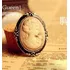 Lindo Broche Dourado Madreperola Strass Camafeu 5x3,5 Cm