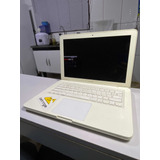 Macbook White A1342 Leia