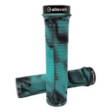 Manopla Mtb Elleven Borracha Camuflada Azul Travas 130mm Cor Azul E Preta