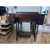 Máquina De Costura Singer Antiga Ótima decoração 